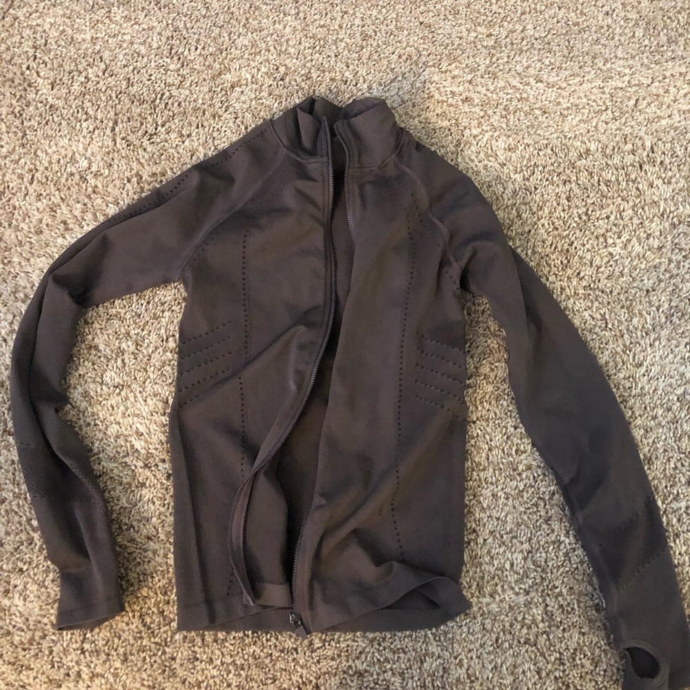 Fabletics Tops - Picture 6 of 8